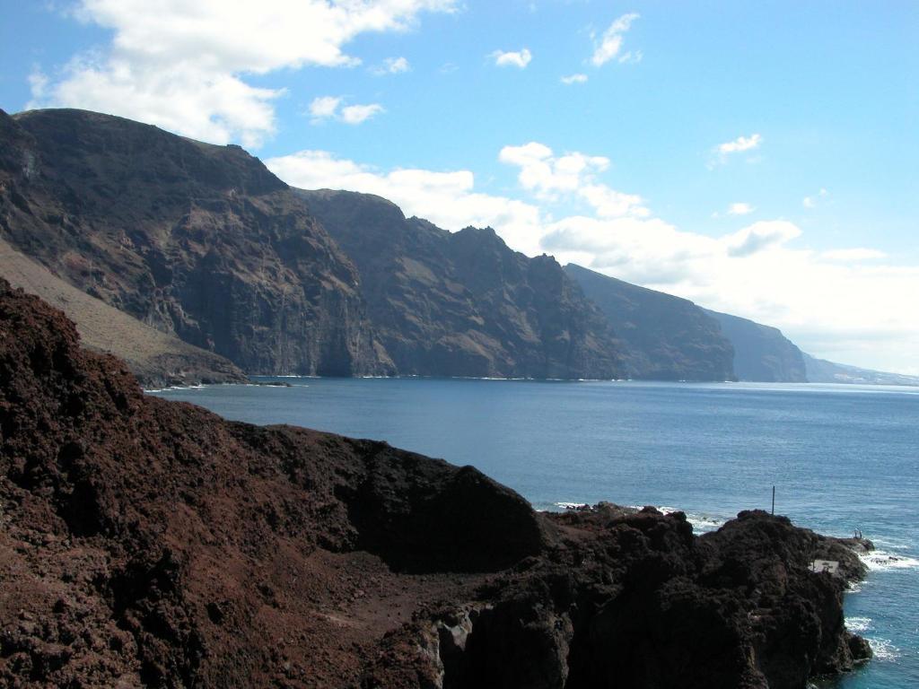 Alojamientos El Tejado Buenavista Del Norte Bagian luar foto